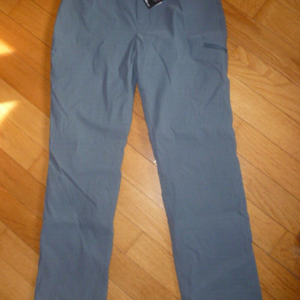 Women's Eddie Bauer Rainier Lined pants, 10, NWT